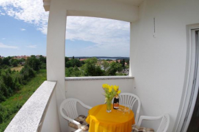 Отель Holiday apartment Light  Медулин